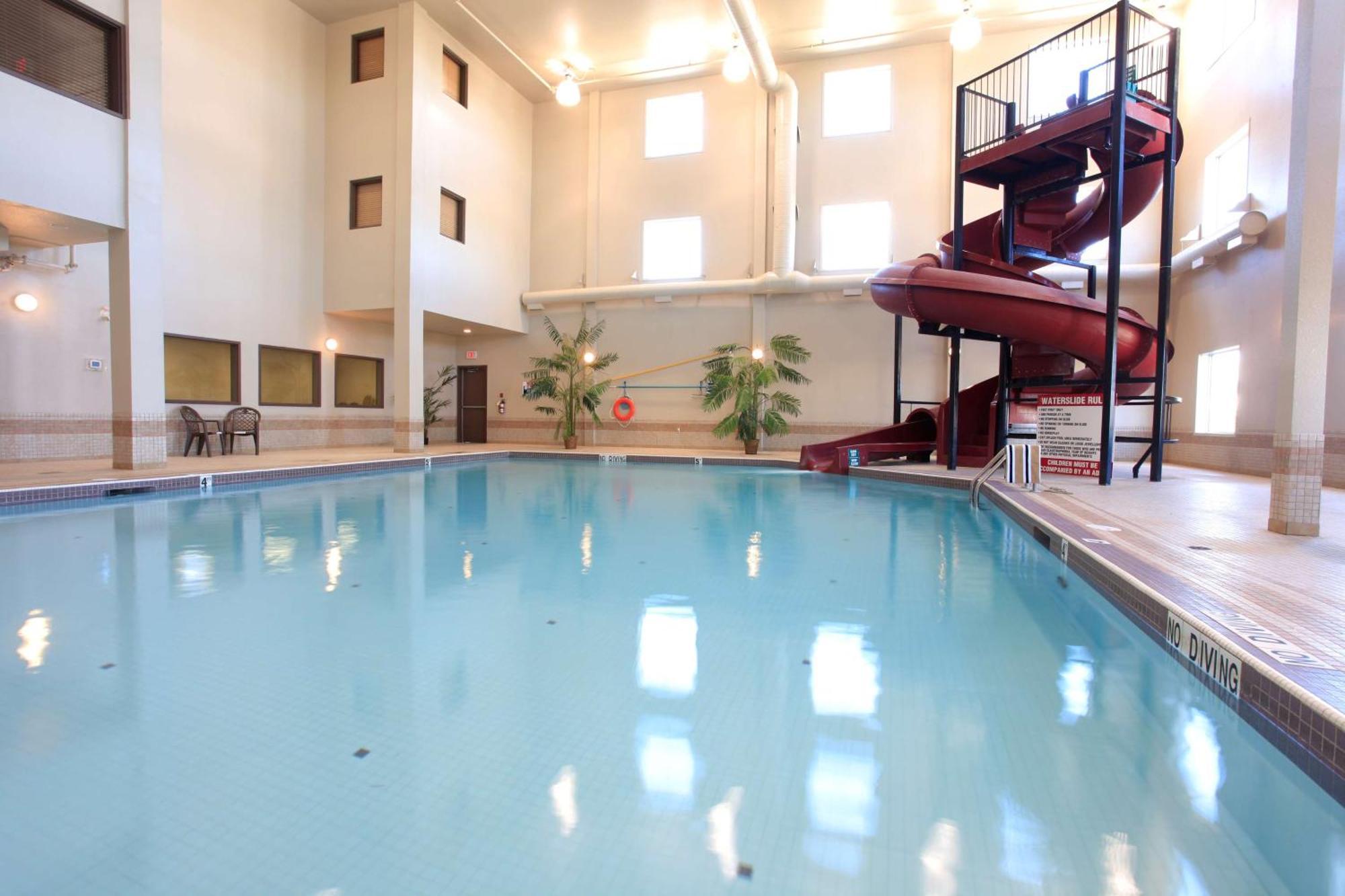 Coast Grimshaw Hotel & Suites Экстерьер фото