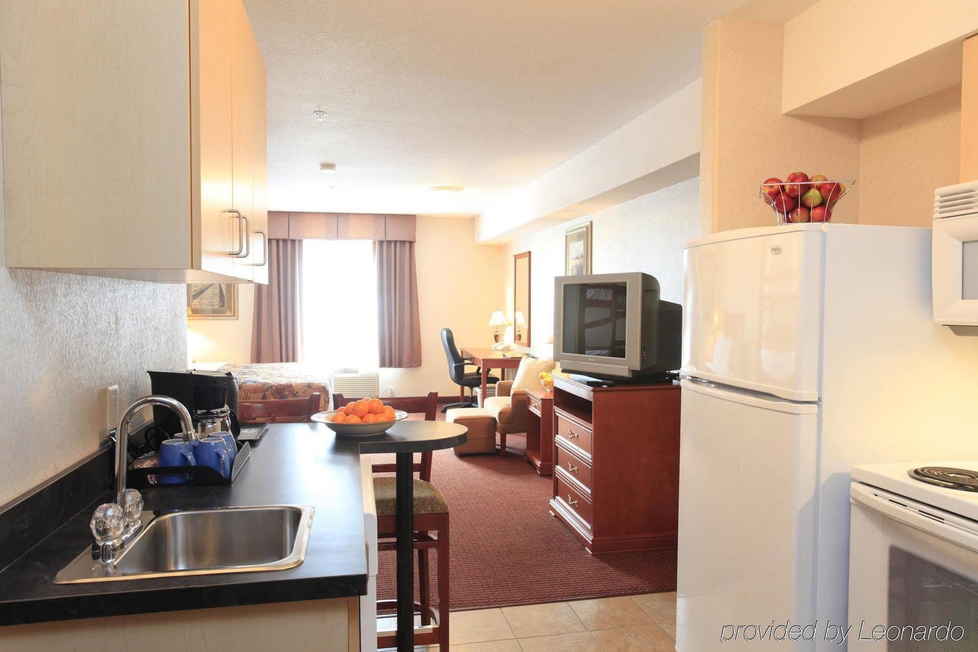 Coast Grimshaw Hotel & Suites Экстерьер фото