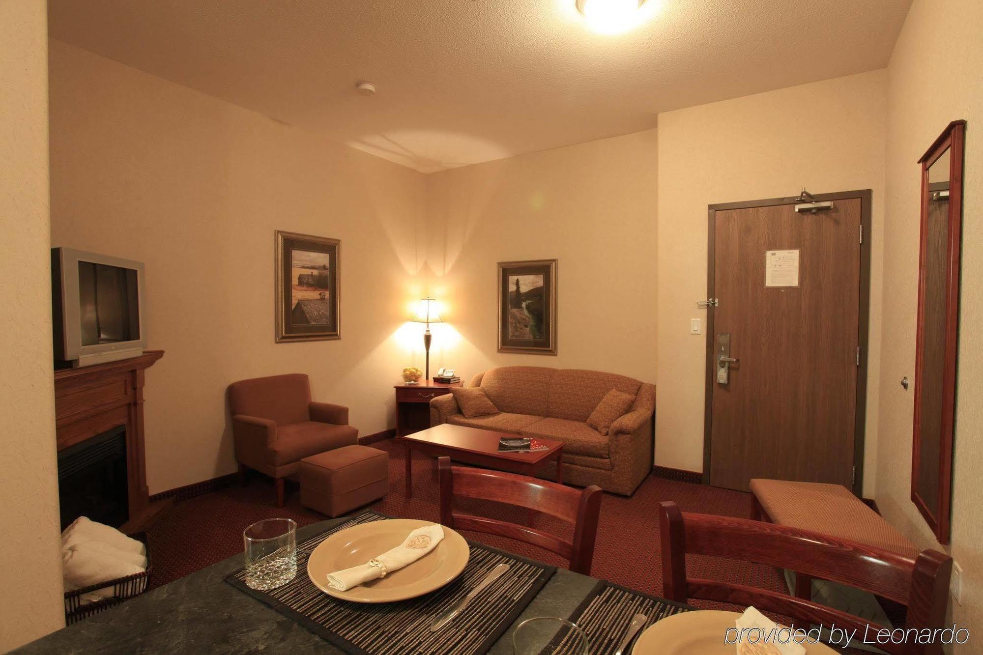 Coast Grimshaw Hotel & Suites Экстерьер фото
