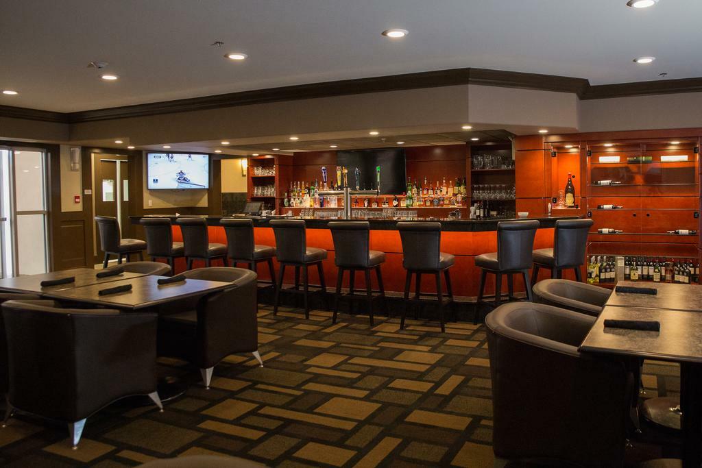 Coast Grimshaw Hotel & Suites Экстерьер фото